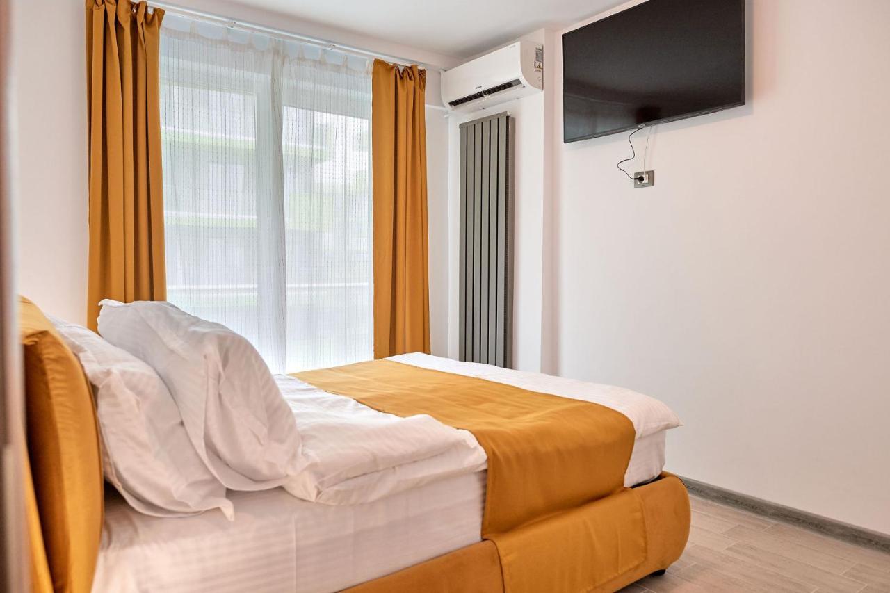 Opal Luxury Apartment 92 Spa N Pool Beach Resort Năvodari Esterno foto