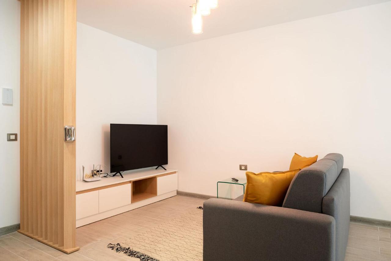 Opal Luxury Apartment 92 Spa N Pool Beach Resort Năvodari Esterno foto