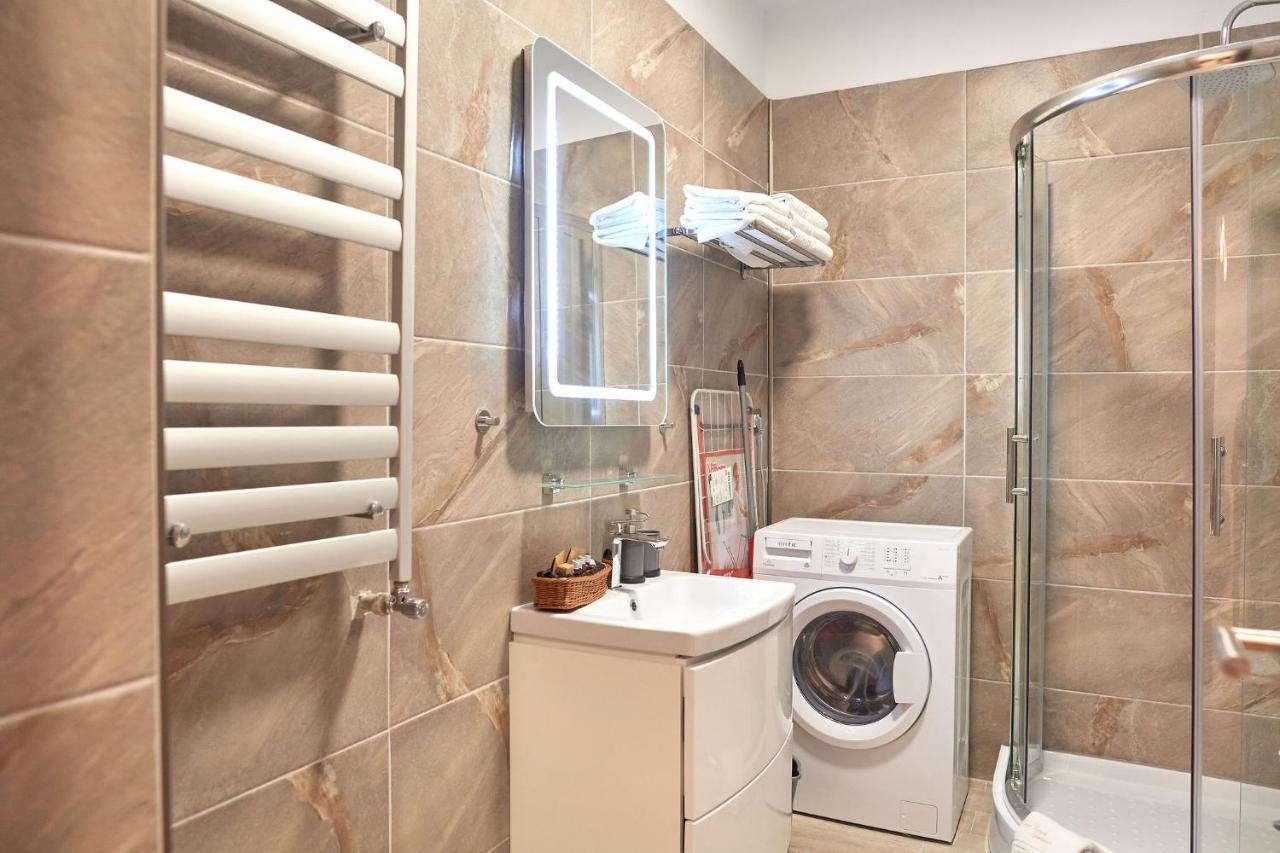 Opal Luxury Apartment 92 Spa N Pool Beach Resort Năvodari Esterno foto
